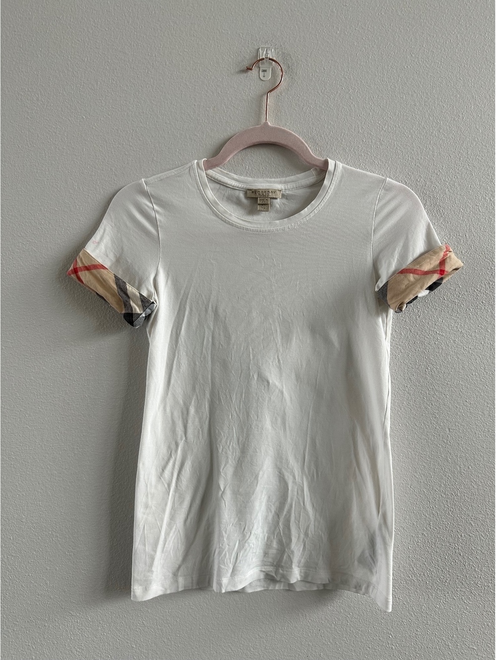 Burberry Women's White T-shirt Size XS